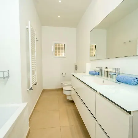 Limonero Villa *